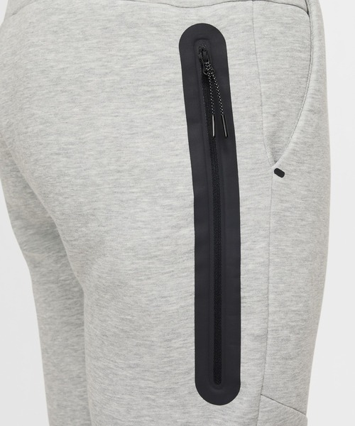 NIKE(ナイキ)の「NIKE TECH FLEECE JOGGER PANTS HV0960(スウェットパンツ・メンズ・グレー/ブラック・M/L)」の17枚目の写真