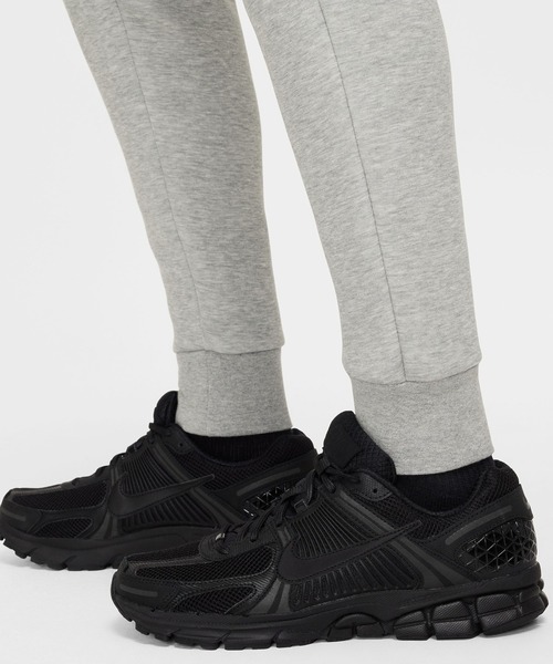 NIKE(ナイキ)の「NIKE TECH FLEECE JOGGER PANTS HV0960(スウェットパンツ・メンズ・グレー/ブラック・M/L)」の18枚目の写真