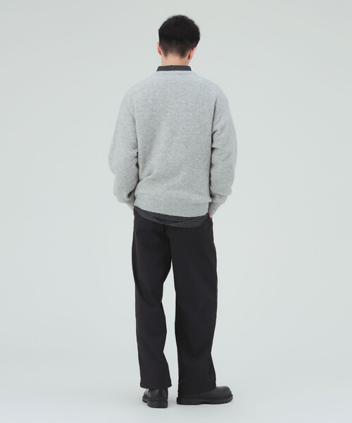 BEAMS HEART(ビームスハート)の「アルパカ混 ヘンリーネック ニット(ニット/セーター・メンズ・ブラック/グレー・LARGE/SMALL/MEDIUM)」の5枚目の写真