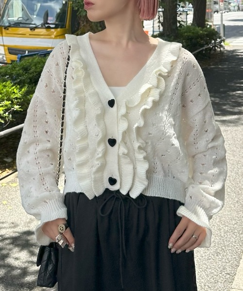 Alley Tokyo（アリートーキョー）の「ハートボタンフリフリ透かし編みカーデ（カーディガン/ボレロ・レディース・オフホワイト/ブルー・FREE）」の3枚目の写真