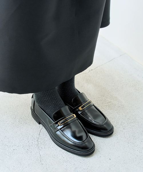 FLAT(フラット)の「レザーメタルバックルローファー(ローファー・レディース・ブラウン/ブラック系その他・22cm/22.5cm/23cm/23.5cm/24cm/25cm/24.5cm)」の7枚目の写真