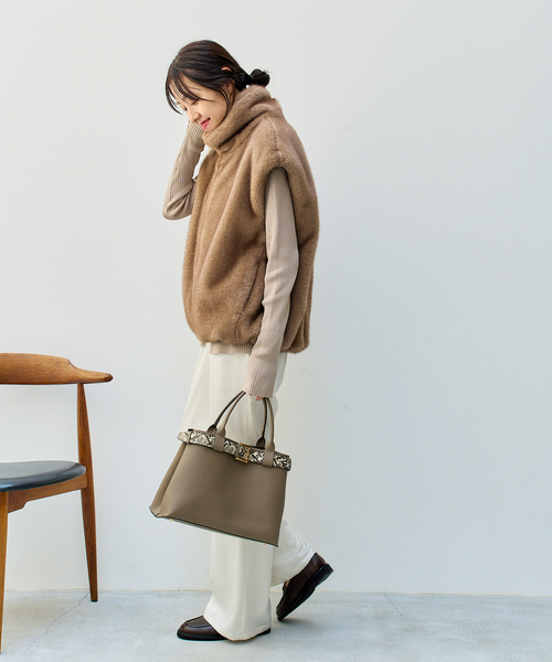 FLAT(フラット)の「レザーメタルバックルローファー(ローファー・レディース・ブラウン/ブラック系その他・22cm/22.5cm/23cm/23.5cm/24cm/25cm/24.5cm)」の9枚目の写真