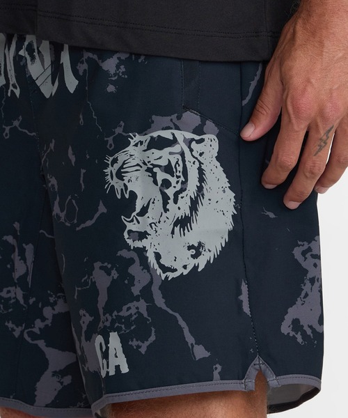 RVCA（ルーカ）の「RVCA メンズ YOGGER STRETCH CONTRAST 17 ショートパンツ 【2026年秋冬モデル】/ルーカウエストゴムアクティブストレッチショートパンツ（その他パンツ・メンズ・ブラック系その他・X-LARGE/LARGE/MEDIUM）」の2枚目の写真