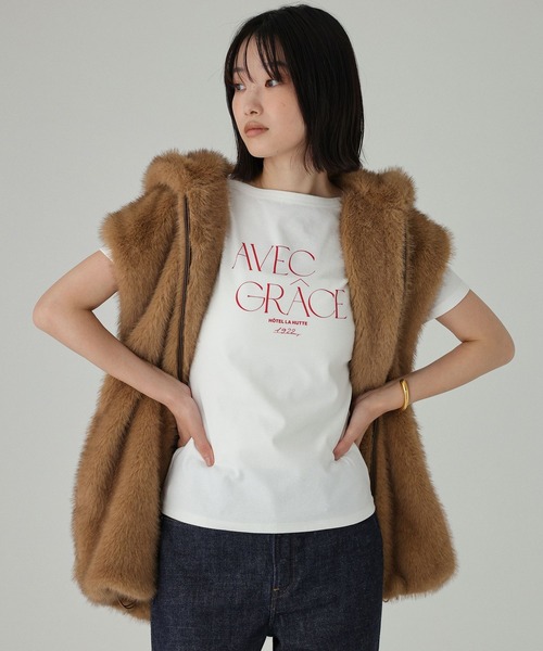 BABYLONE(バビロン)の「【La Hutte】コンパクトロゴTシャツ(Tシャツ/カットソー・レディース・ホワイト/ネイビー・フリー)」の2枚目の写真