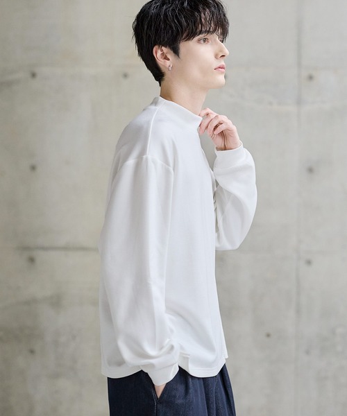 ETELIO(エテリオ)の「【吸湿発熱】機能性ポンチモックネックプルオーバー(Tシャツ/カットソー・メンズ・ブラック/ブラウン/チャコール/ホワイト・XL/L/S/M)」の8枚目の写真