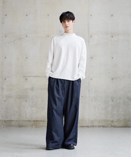 ETELIO(エテリオ)の「【吸湿発熱】機能性ポンチモックネックプルオーバー(Tシャツ/カットソー・メンズ・ブラック/ブラウン/チャコール/ホワイト・XL/L/S/M)」の13枚目の写真