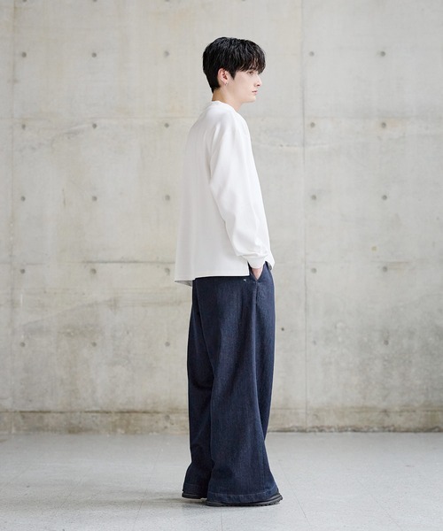 ETELIO(エテリオ)の「【吸湿発熱】機能性ポンチモックネックプルオーバー(Tシャツ/カットソー・メンズ・ブラック/ブラウン/チャコール/ホワイト・XL/L/S/M)」の15枚目の写真
