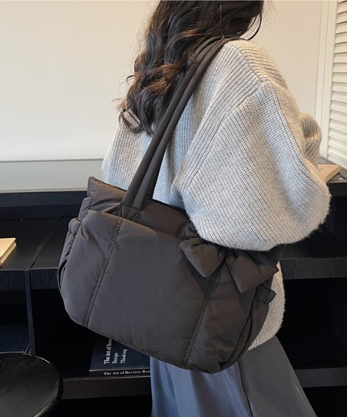 Alum'（アルム）の「Puff Ribbon Tote Bag/パフリボントートバッグ（トートバッグ・レディース・ピンク/ブラック・FREE）」の21枚目の写真