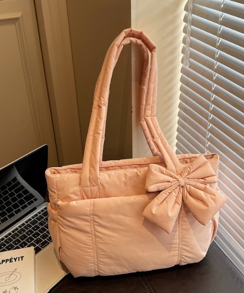 Alum'（アルム）の「Puff Ribbon Tote Bag/パフリボントートバッグ（トートバッグ・レディース・ピンク/ブラック・FREE）」の7枚目の写真