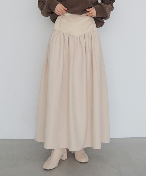 CLEIO(クレイオ)の「【CLEIO】スウェードライク切替えギャザースカート SUEDE-LIKE SWITCHING GATHER SKIRT(スカート・レディース・テラコッタ/アッシュブラウン/ライトベージュ・FREE)」の4枚目の写真