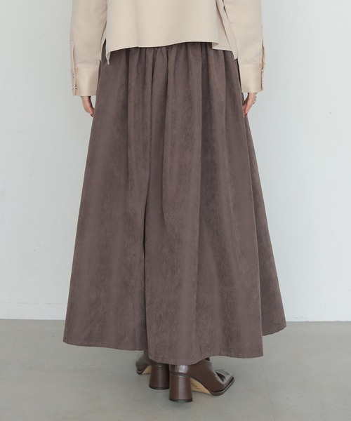 CLEIO(クレイオ)の「【CLEIO】スウェードライク切替えギャザースカート SUEDE-LIKE SWITCHING GATHER SKIRT(スカート・レディース・テラコッタ/アッシュブラウン/ライトベージュ・FREE)」の12枚目の写真