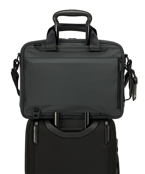 TUMI(トゥミ)の「【TUMI | SOPH.】TUMI ALPHA(アルファ)スリーウェイ・コンバーチブル・ブリーフケース(A4/PC15インチまで対応)(ビジネスバッグ・メンズ・グレー系その他2・FREE)」の7枚目の写真