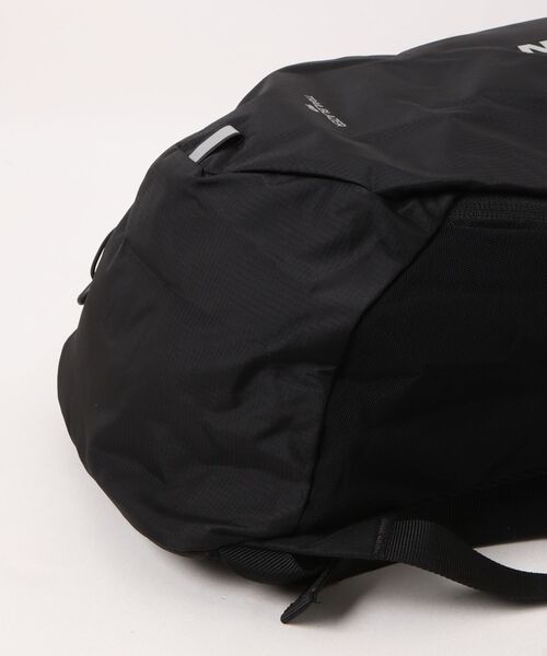 TSURUYA(ツルヤ)の「《SALOMON》TRAILBLAZER 10(バックパック/リュック・メンズ・グレー系その他/ブラック・フリー)」の4枚目の写真