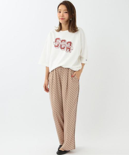 Another Edition(アナザーエディション)の「Another Edition×ChampionクルーネックビッグT/ BC×AE Champion CN BIG/T◆(Tシャツ/カットソー・レディース・オフホワイト/ライトグレー/ケリー・フリー)」の11枚目の写真