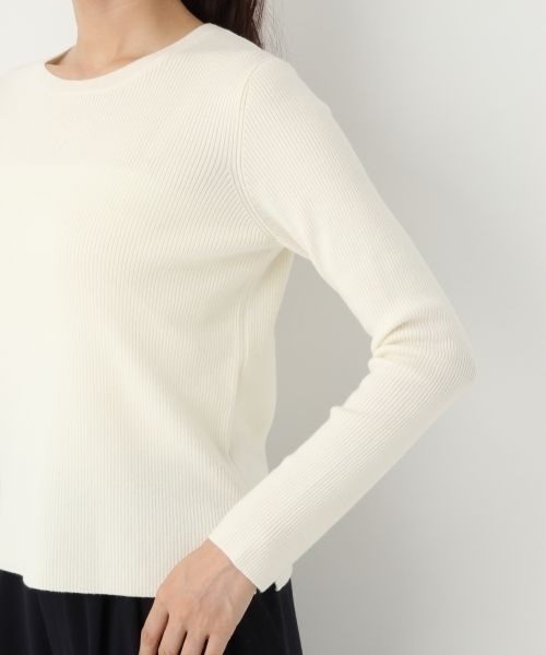 A part by(アパートバイ)の「【CLASSY11月号掲載/お洗濯OK】14Gウォッシャブルウール クルーネック 732920 (ニット/セーター・レディース・ブラック/オフホワイト/グレー・LARGE/MEDIUM)」の9枚目の写真