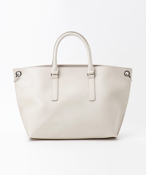 STUDIOUS(ステュディオス)の「STUDIOUS 2WAYシャインコンパクトBAG(ショルダーバッグ・レディース・ブラック/アイボリー/ピンク・FREE)」の16枚目の写真