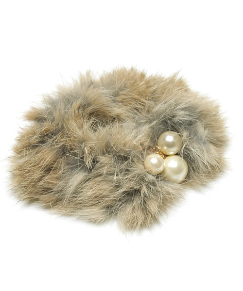 earth music&ecology（アースミュージックアンドエコロジー）の「Far Bijou/Band（ヘアバンド・レディース・アイボリー/グレー/ベージュ・FREE）」の3枚目の写真