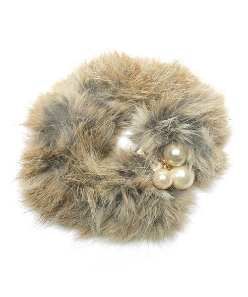 earth music&ecology（アースミュージックアンドエコロジー）の「Far Bijou/Band（ヘアバンド・レディース・アイボリー/グレー/ベージュ・FREE）」の4枚目の写真