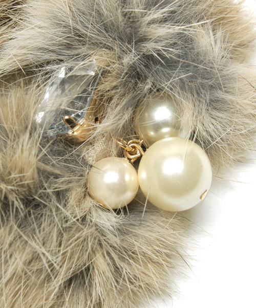 earth music&ecology（アースミュージックアンドエコロジー）の「Far Bijou/Band（ヘアバンド・レディース・アイボリー/グレー/ベージュ・FREE）」の5枚目の写真