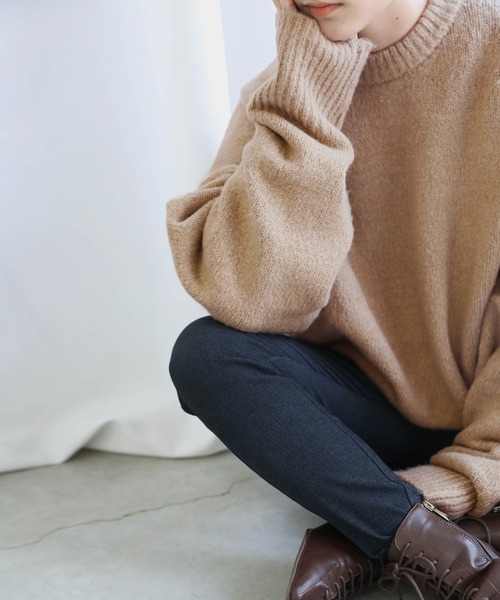 select MOCA（セレクトモカ）の「2021 AW オーバーサイズボリュームニット（ニット/セーター・レディース・ホワイト/ブラウン/サックスブルー/イエロー/ピンクベージュ/ベージュ/パープル/グリーン/ダークブラウン・FREE）」の11枚目の写真