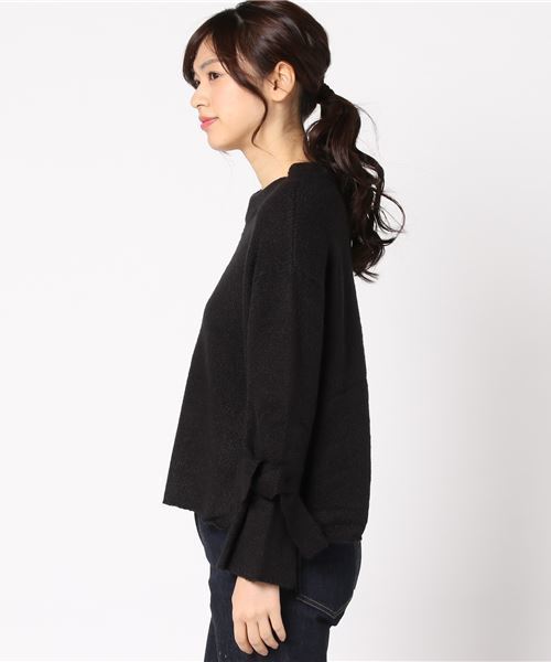 earth music&ecology（アースミュージックアンドエコロジー）の「・袖口ベルトニットプルオーバー（ニット/セーター・レディース・ブラック/サックスブルー/アイボリー/ライトピンク・FREE）」の11枚目の写真