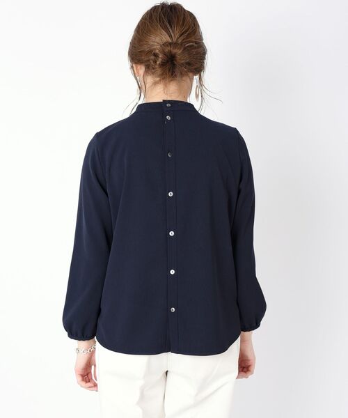 SHIPS(シップス)の「〈手洗い可能〉ギャザーハイネックブラウス◇(シャツ/ブラウス・レディース・オフホワイト/ネイビー/イエロー系その他・ONE SIZE)」の9枚目の写真