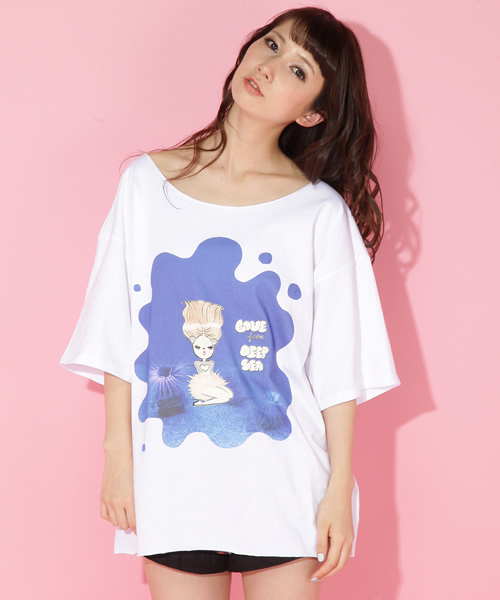 goocy（グーシー）の「【FOXY illustrations×goocy】DeepSeaオーバーTシャツ（Tシャツ/カットソー・レディース・ライトグレー/ホワイト・FREE）」の4枚目の写真