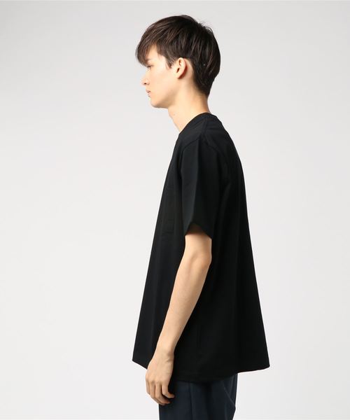 JOHN LAWRENCE SULLIVAN（ジョンローレンスサリバン）の「COTTON DOUBLE POCKET TEE（Tシャツ/カットソー・メンズ・ブラック/グレー・SMALL/MEDIUM/LARGE）」の3枚目の写真