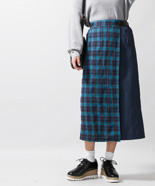 WEGO(ウィゴー)の「WEGO/チェック配色ラップスカート(スカート・レディース・グレー系その他2/ブラウン系その他2/ブルー系その他2・FREE)」の7枚目の写真