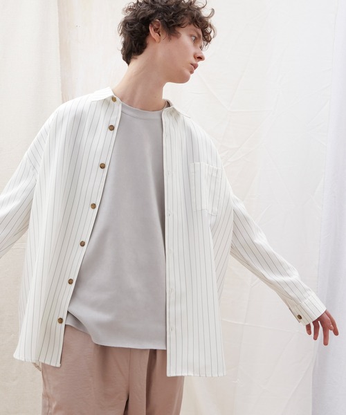 EMMA CLOTHES(エマクローズ)の「ロングスリーブビッグシルエットレギュラーカラーシャツ(シャツ/ブラウス・メンズ・ブラック/グレー/ホワイト系その他/ブルー系その他/グリーン/ブラウン系その他/グレー系その他・FREE)」の2枚目の写真