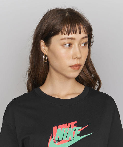 NIKE（ナイキ）の「＜NIKE(ナイキ)＞ダブルスウッシュTシャツ（T