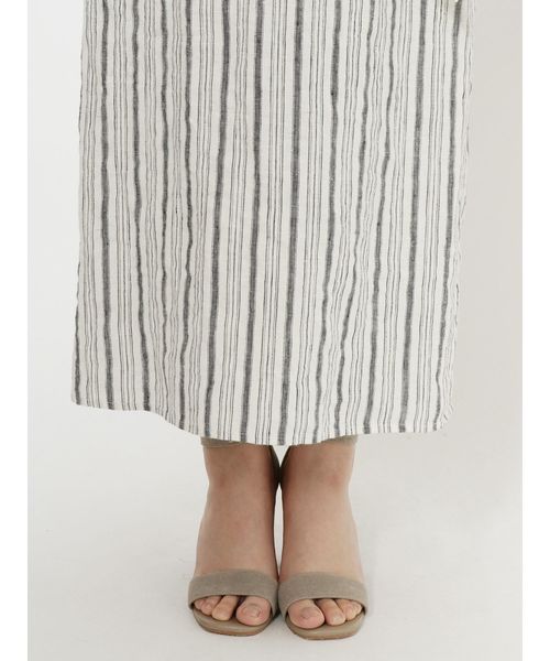 Ungrid（アングリッド）の「バックオープンストライプワンピース（ワンピース・レディース・ブラック/ベージュ・FREE）」の7枚目の写真