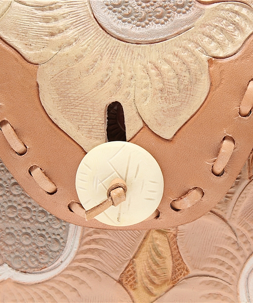 GRACE CONTINENTAL（グレースコンチネンタル）の「マルチカービングバッグS（ショルダーバッグ・レディース・ブラウン/ベージュ/ブルー/グレー・FREE）」の11枚目の写真