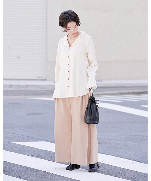 DEVICE（デバイス）の「【WEARISTA じーたー×DEVICE コラボ】Rename 3WAY カウレザー 巾着 ショルダーバッグ（ショルダーバッグ・レディース・ブラック/ダークブラウン/ホワイト・FREE）」の20枚目の写真