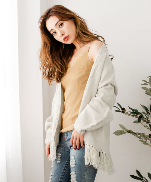 Julia Boutique(ジュリアブティック)の「フリンジ付きニットカーディガン/510457(カーディガン)」|ホワイト