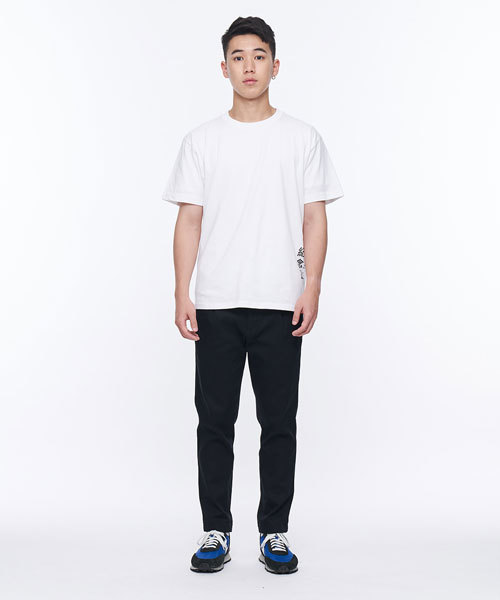COP(シーオーピー)の「紀念品JNP(JNP by plain-me) タトゥー柄Tシャツ(Tシャツ/カットソー・メンズ・ホワイト/ブラック/イエロー・MEDIUM/LARGE/X-LARGE)」の6枚目の写真