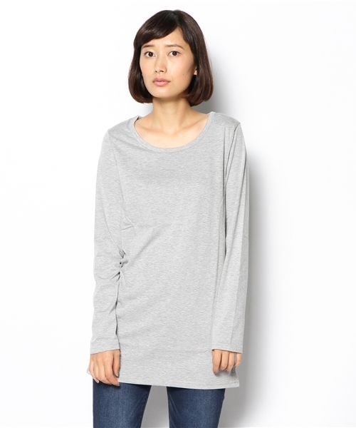 and it_(アンドイット)の「のびのびシンプルカラーロングカットソー(Tシャツ/カットソー・レディース・パープル/マスタード/ピンク/オレンジ/ダークブラウン/グレイッシュベージュ/カーキ/ライム/ロイヤルブルー/オフホワイト/グレー/ヘザーチャコール/ライトグレー/杢グレー/ブラウン/グリーン/イエロー/グレー系その他/ネイビー/ブラック/ホワイト×ブラック/ホワイト×ネイビー/ネイビー×ホワイト/ブラック×ホワイト・XL/M/L/4L/3L)」の10枚目の写真