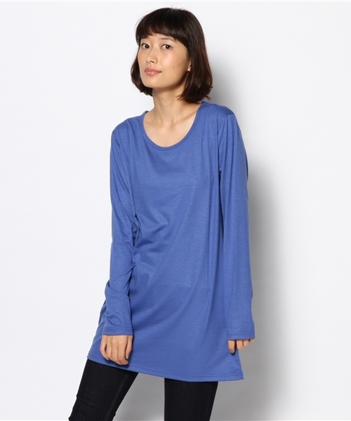 and it_(アンドイット)の「のびのびシンプルカラーロングカットソー(Tシャツ/カットソー・レディース・パープル/マスタード/ピンク/オレンジ/ダークブラウン/グレイッシュベージュ/カーキ/ライム/ロイヤルブルー/オフホワイト/グレー/ヘザーチャコール/ライトグレー/杢グレー/ブラウン/グリーン/イエロー/グレー系その他/ネイビー/ブラック/ホワイト×ブラック/ホワイト×ネイビー/ネイビー×ホワイト/ブラック×ホワイト・XL/M/L/4L/3L)」の18枚目の写真