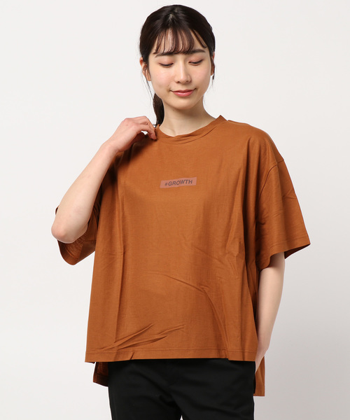 BELLUNA PLUS(ベルーナ)の「涼感素材ロゴデザインプルオーバー(Tシャツ/カットソー・レディース・ベージュ/オリーブ/ボルドー/ネイビー/テラコッタ・MEDIUM/X-LARGE/LARGE)」の16枚目の写真