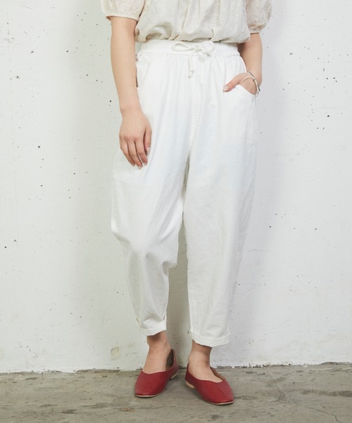 sakishimatokyo（サキシマトーキョー）の「【ZOZO限定】サキシマamp「ユッタリノパンツ」（その他パンツ・レディース・ホワイト/ライトグレー/グリーン・FREE）」の9枚目の写真