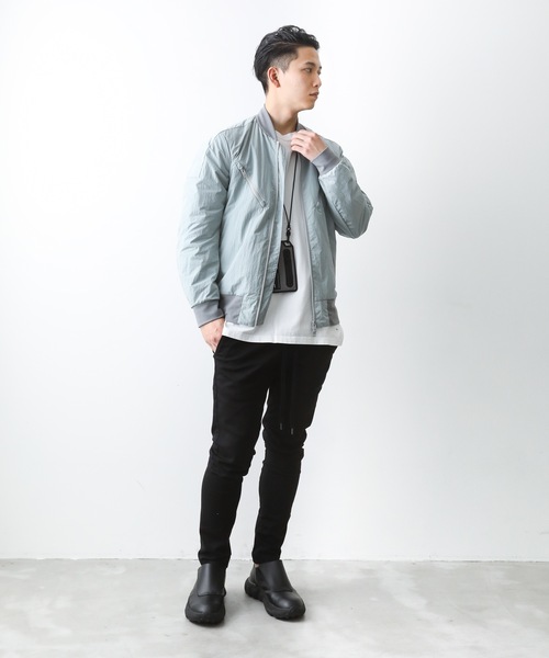 ATTACHMENT（アタッチメント）の「シュリンクナイロン