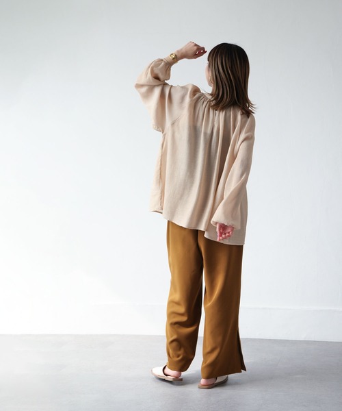 Chillfar(チルファー)の「サイドスリットワイドセミフレアスラックスパンツ(スラックス・レディース・ブラック/パープル/ブラウン/オレンジ/ブルー/アイボリー/マスタード/キャメル・MEDIUM/LARGE)」の22枚目の写真