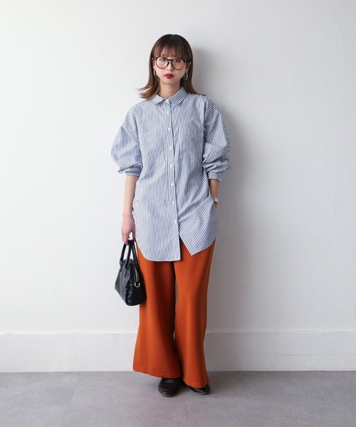 Chillfar(チルファー)の「サイドスリットワイドセミフレアスラックスパンツ(スラックス・レディース・ブラック/パープル/ブラウン/オレンジ/ブルー/アイボリー/マスタード/キャメル・MEDIUM/LARGE)」の19枚目の写真