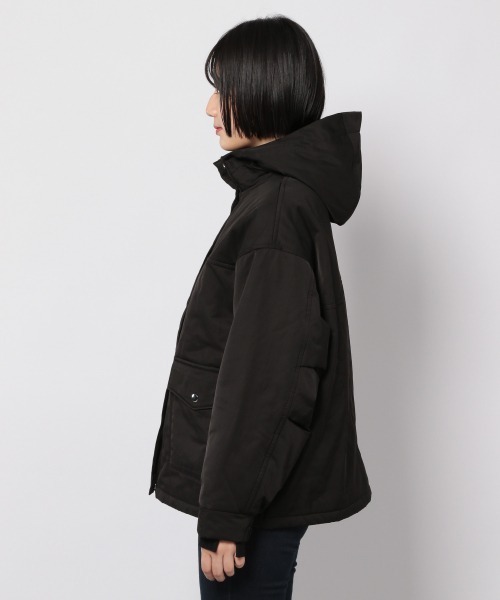 PAGEBOY（ページボーイ）の「ライトナカワタフードブルゾン（ブルゾン・レディース・ブラック/オリーブ・FREE）」の9枚目の写真