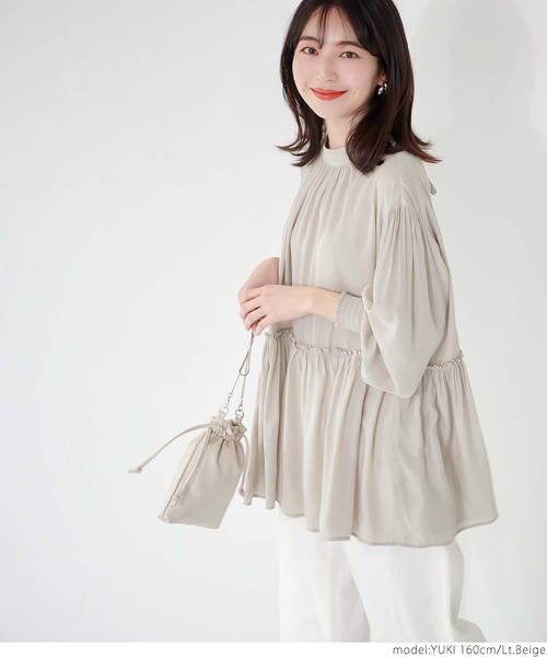 coca（coca）（コカ）の「サテンギャザーブラウス（シャツ/ブラウス・レディース・ブラック/ライトベージュ/ピンク系その他/ネイビー/ブラウン/グレイッシュベージュ/パープル/ピンク・ONE SIZE）」の20枚目の写真