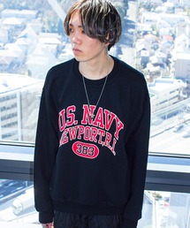 『.KOM/ドットケーオーエム』NEWPORT MTM/カレッジロゴスウェットトレーナー