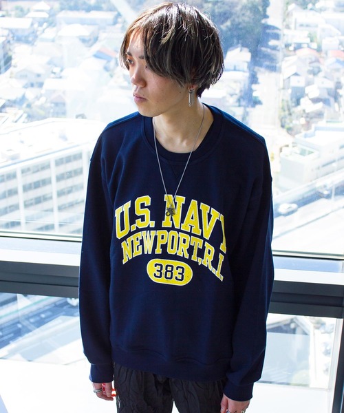.KOM(ドットコム)の「『.KOM/ドットケーオーエム』NEWPORT MTM/カレッジロゴスウェットトレーナー(スウェット・レディース・ライトグレー/ブラック/ネイビー・FREE)」の11枚目の写真