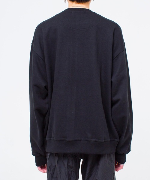 .KOM(ドットコム)の「『.KOM/ドットケーオーエム』NEWPORT MTM/カレッジロゴスウェットトレーナー(スウェット・レディース・ライトグレー/ブラック/ネイビー・FREE)」の10枚目の写真
