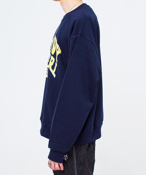 .KOM(ドットコム)の「『.KOM/ドットケーオーエム』NEWPORT MTM/カレッジロゴスウェットトレーナー(スウェット・レディース・ライトグレー/ブラック/ネイビー・FREE)」の12枚目の写真