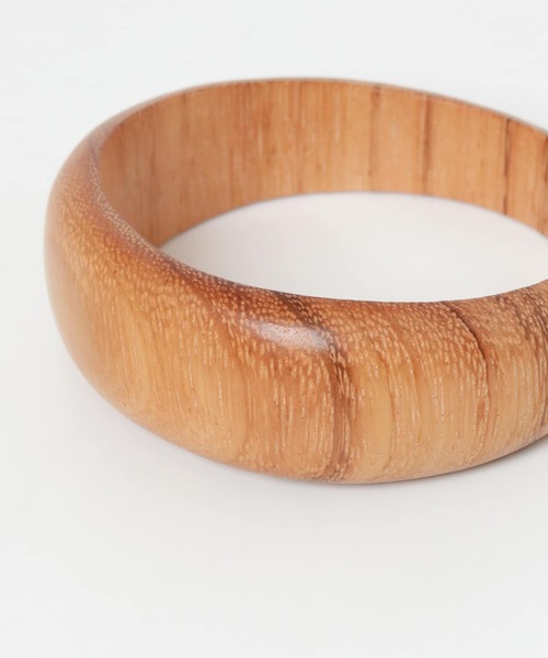 URBAN RESEARCH DOORS(アーバンリサーチドアーズ)の「ウッドバングル(バングル/リストバンド・レディース・ダークブラウン/ブラウン・ONE)」の8枚目の写真